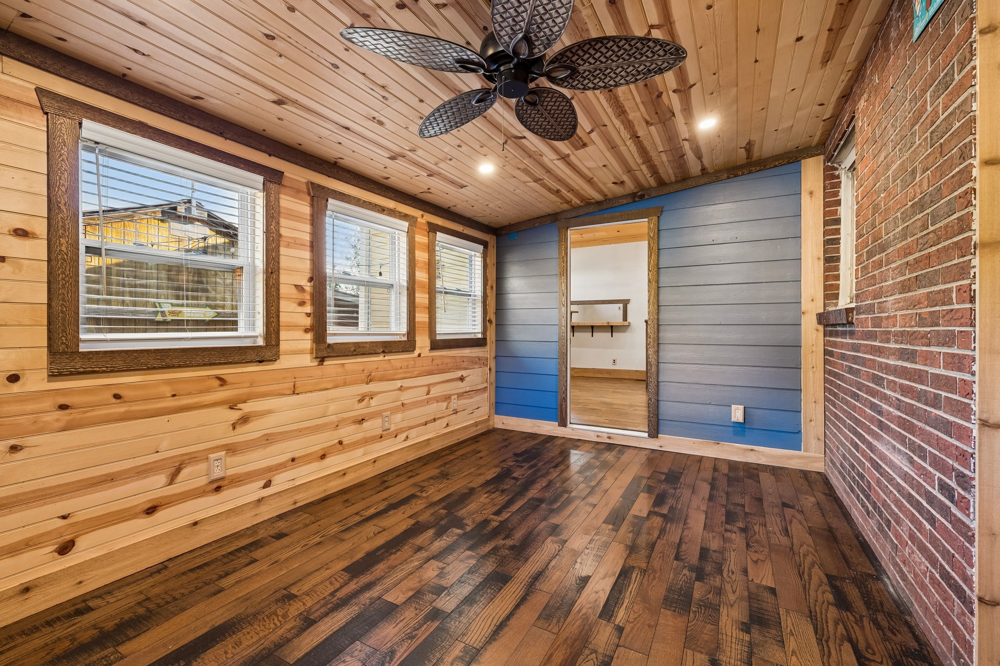 2916 Starboard Dr