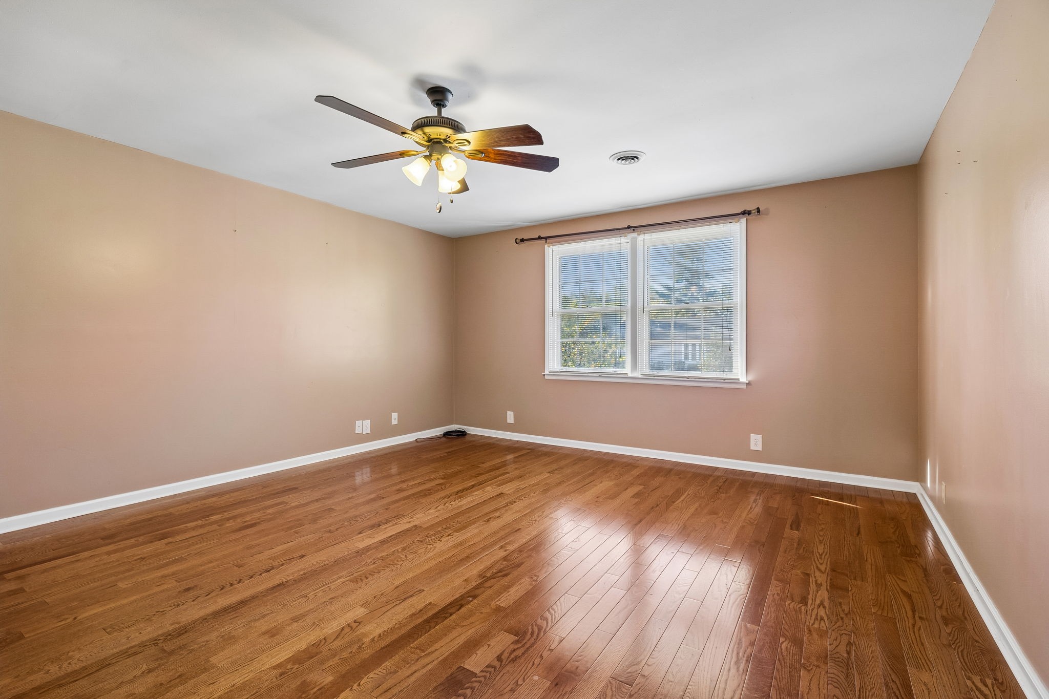 2916 Starboard Dr