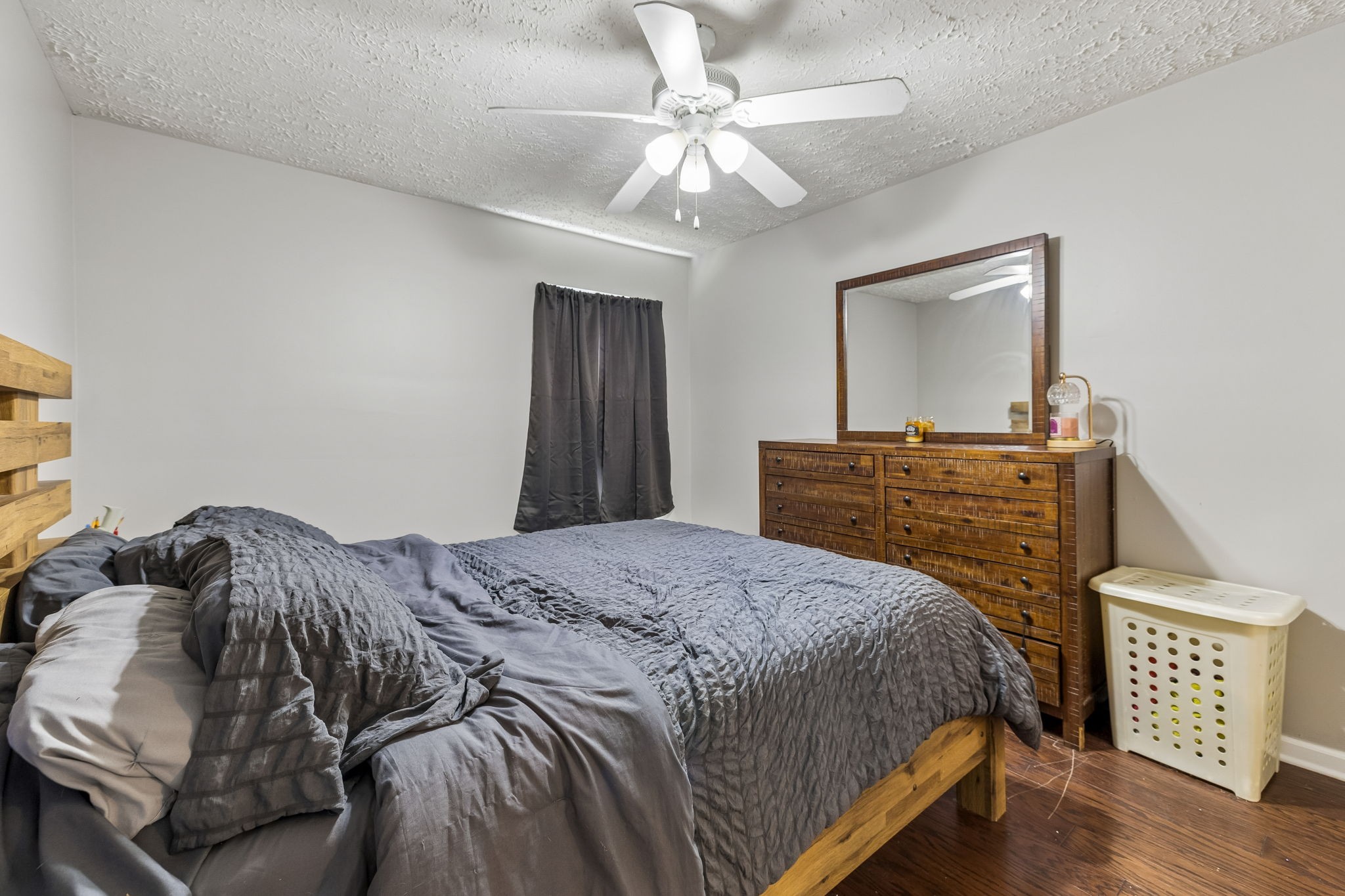 2309 Benay Rd