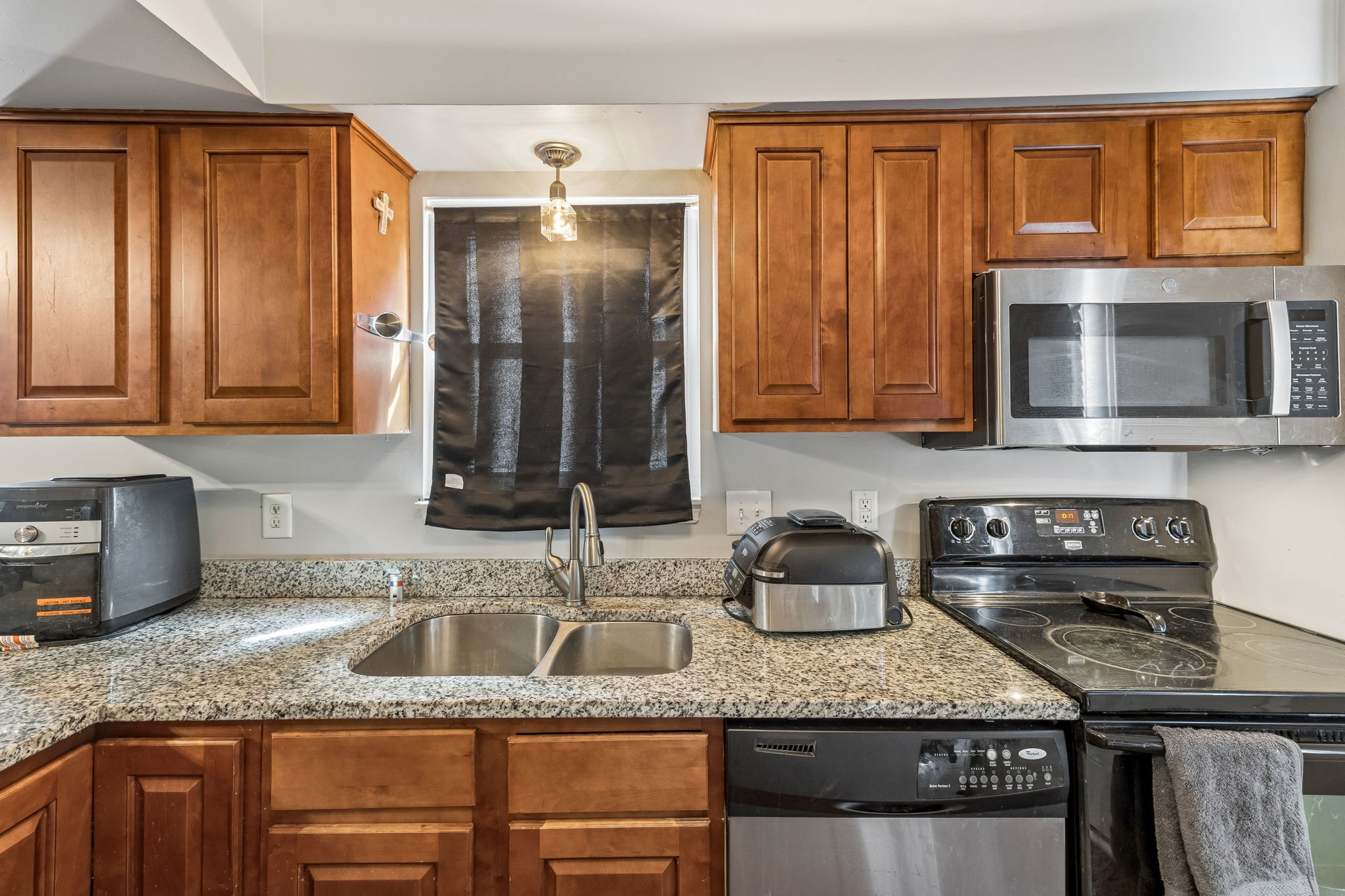 2309 Benay Rd