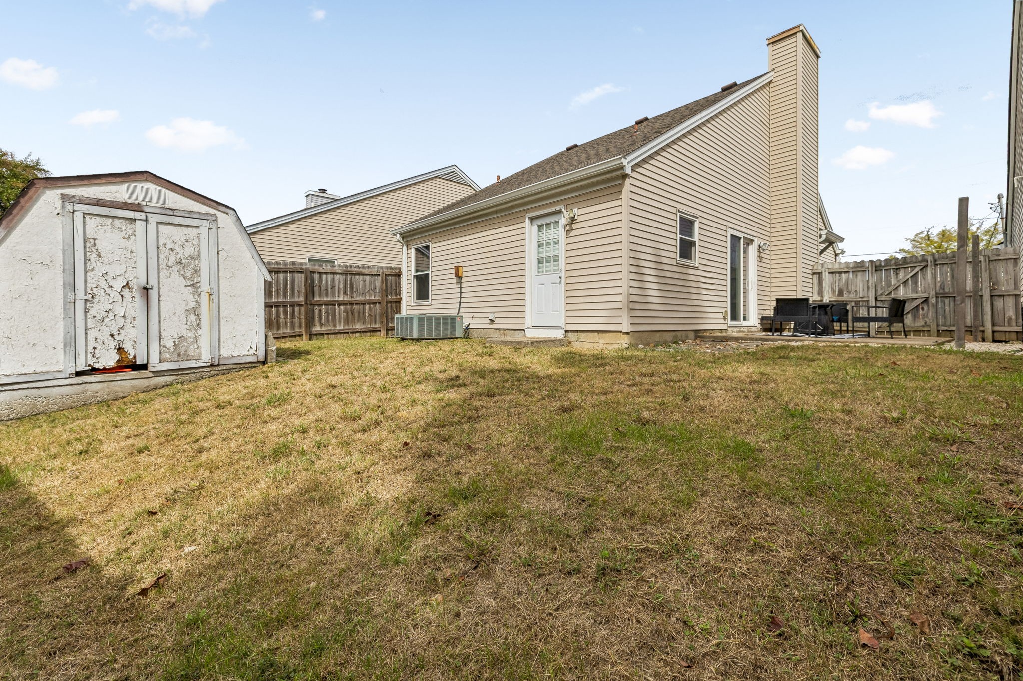 2309 Benay Rd