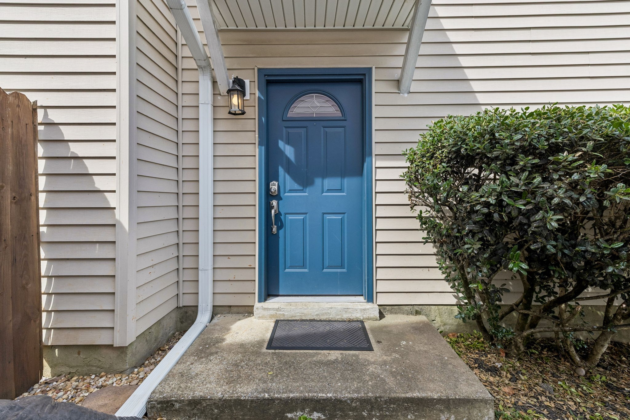 2309 Benay Rd