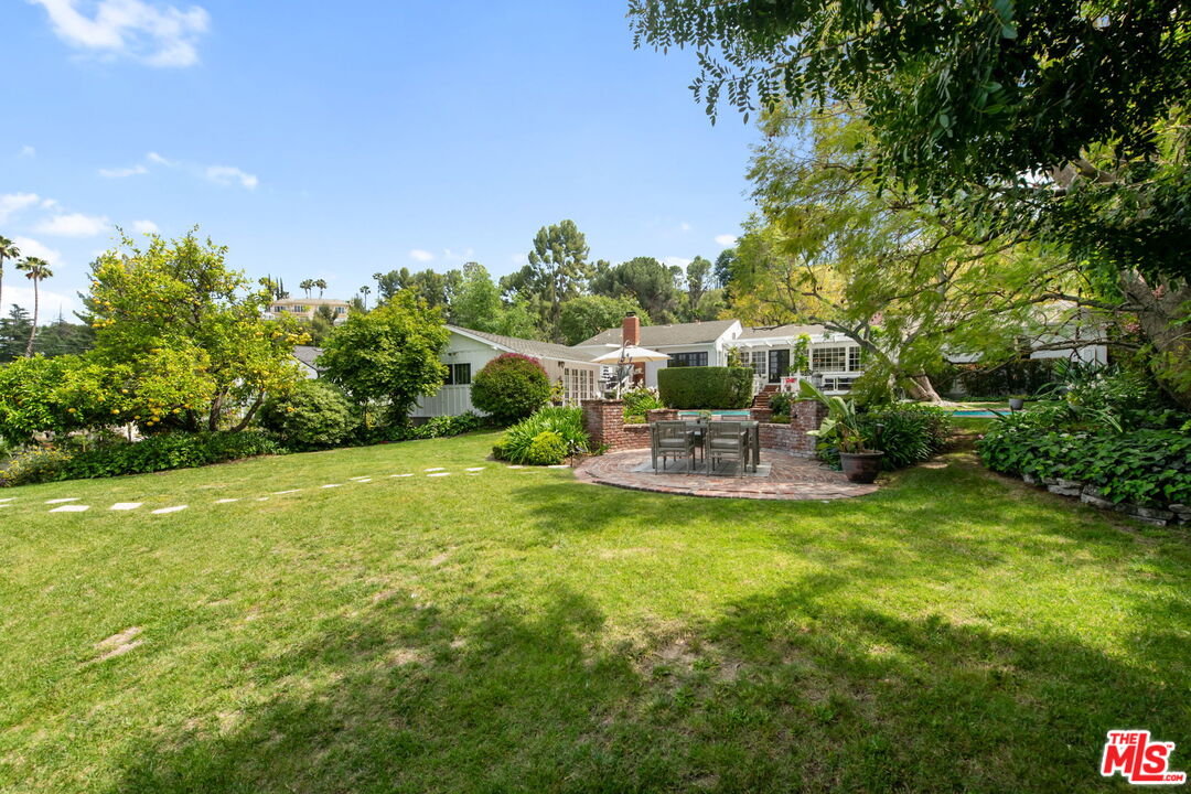 17949 Karen Dr