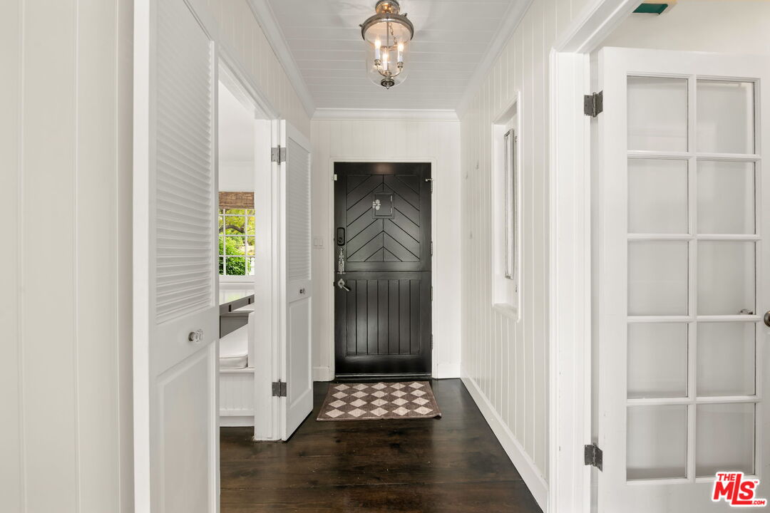 17949 Karen Dr