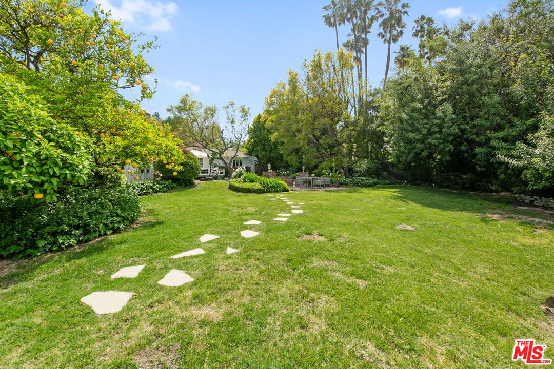 17949 Karen Dr