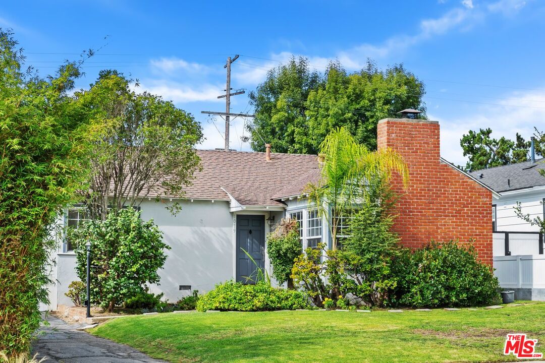 1019 Amherst Ave