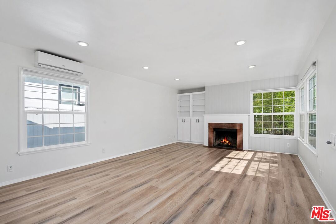1019 Amherst Ave
