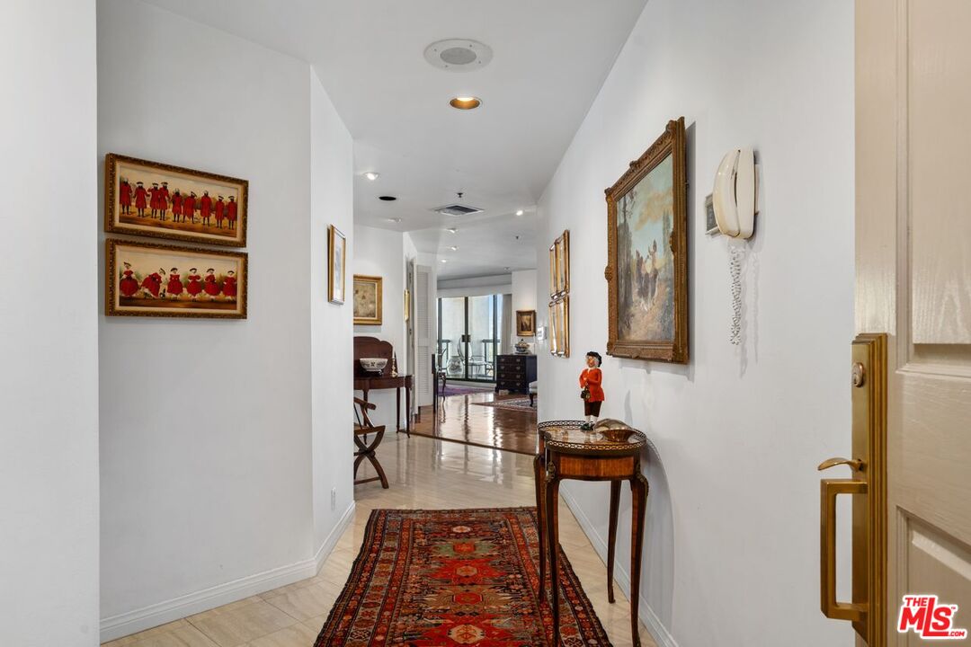 10724 Wilshire Blvd Unit: 1104