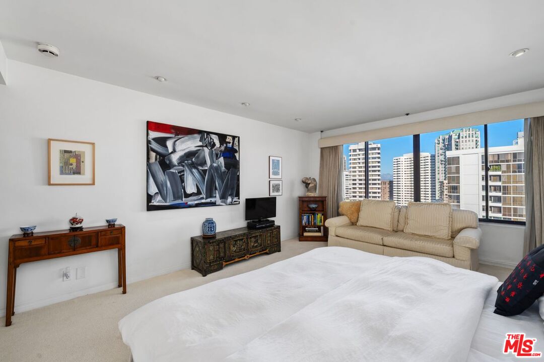 10724 Wilshire Blvd Unit: 1104