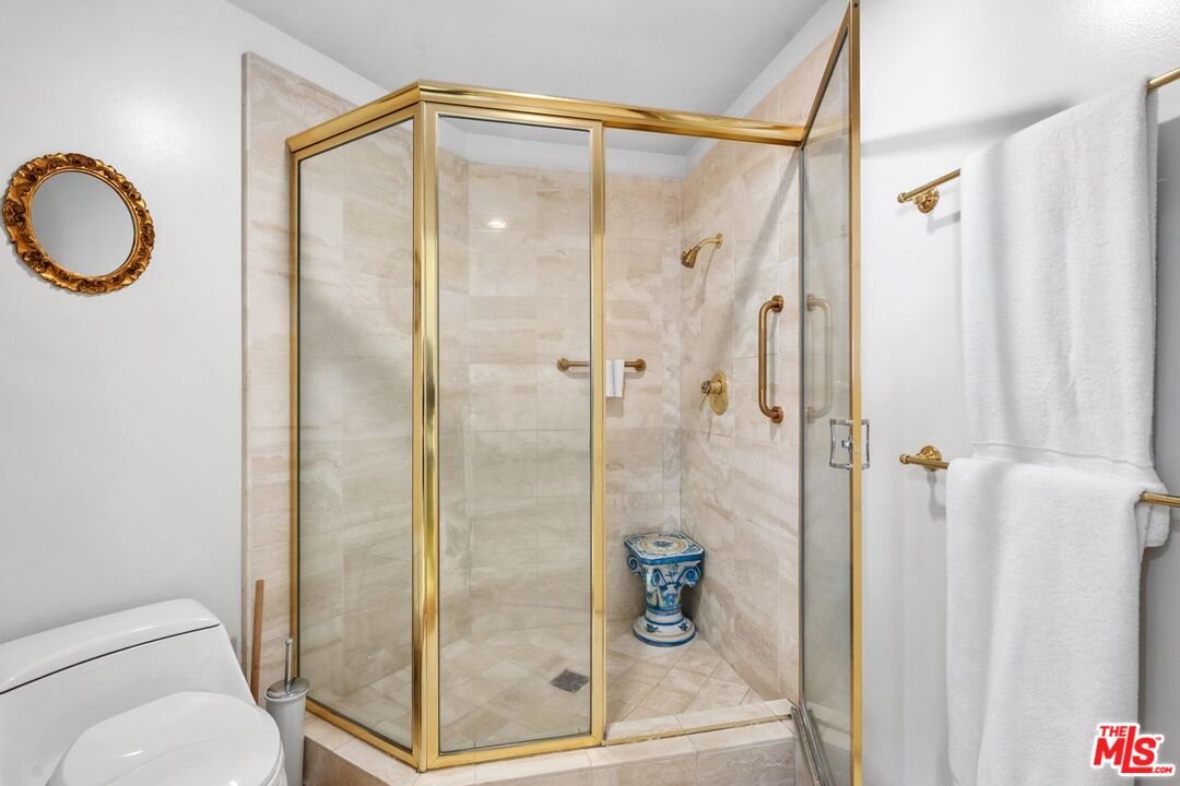 10724 Wilshire Blvd Unit: 1104