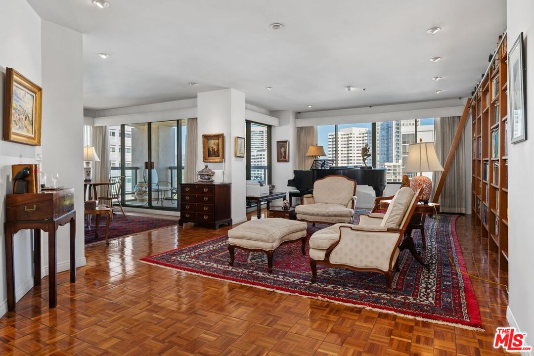 10724 Wilshire Blvd Unit: 1104