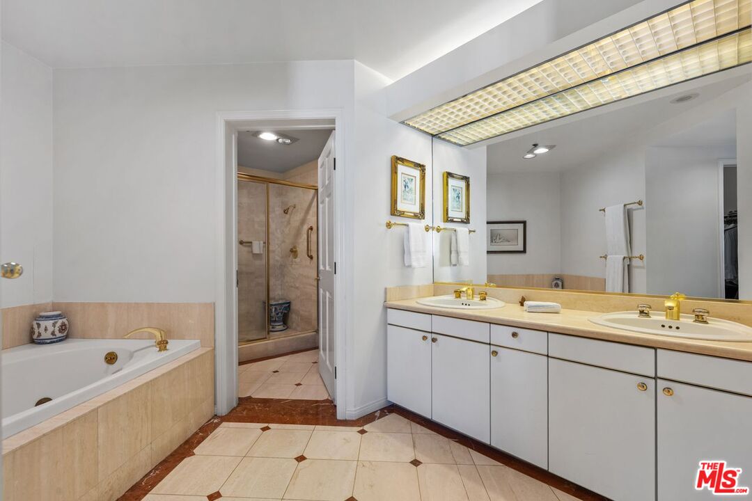 10724 Wilshire Blvd Unit: 1104