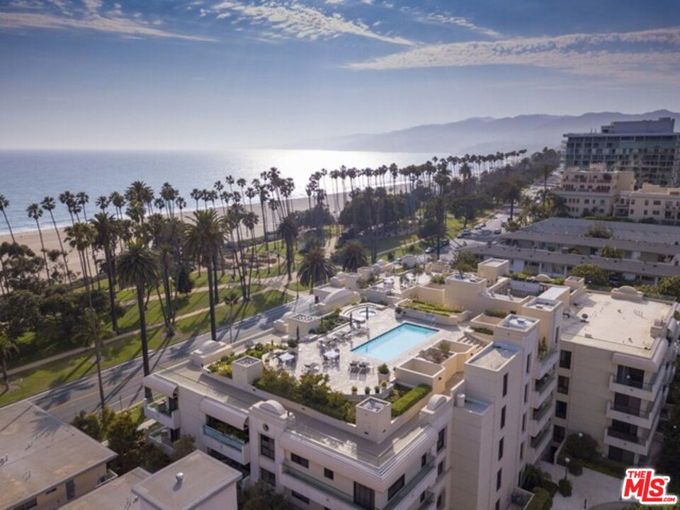701 Ocean Ave Unit: PHD