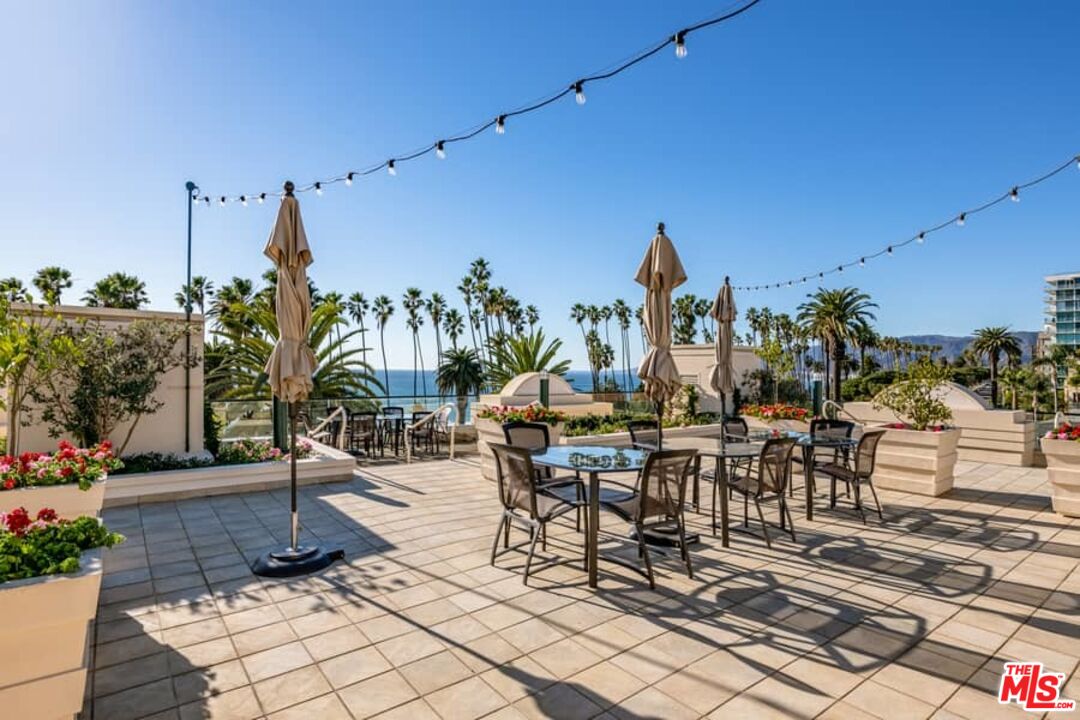 701 Ocean Ave Unit: PHD