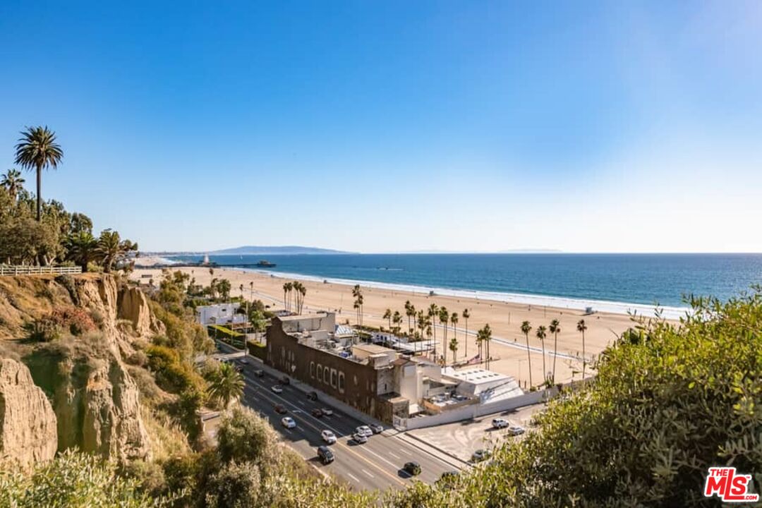 701 Ocean Ave Unit: PHD