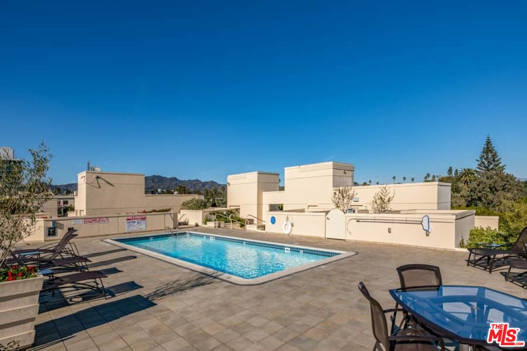 701 Ocean Ave Unit: PHD