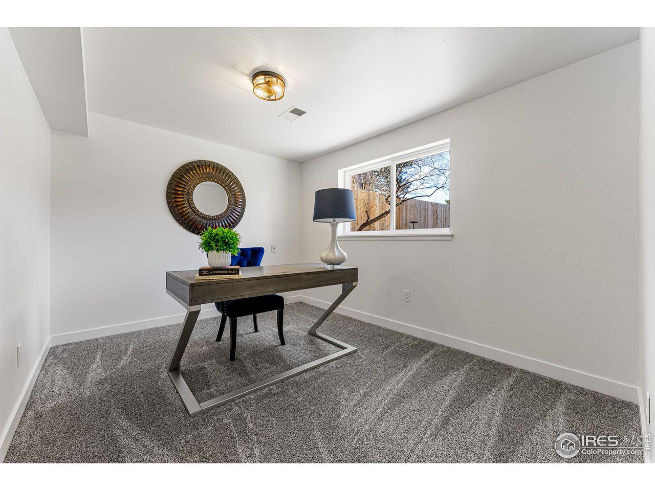 145 Manhattan Dr