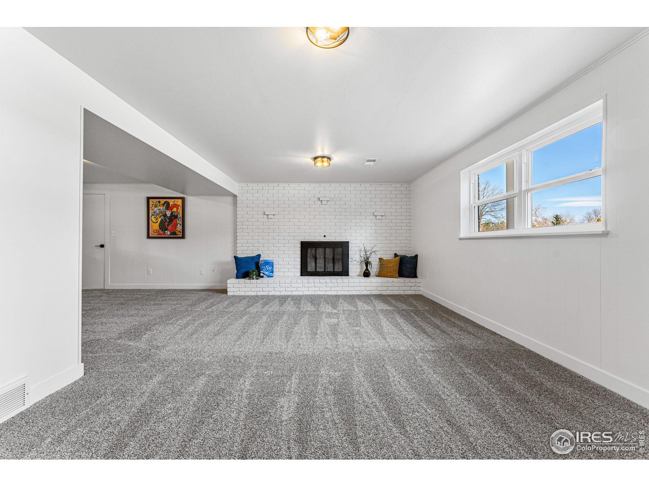 145 Manhattan Dr