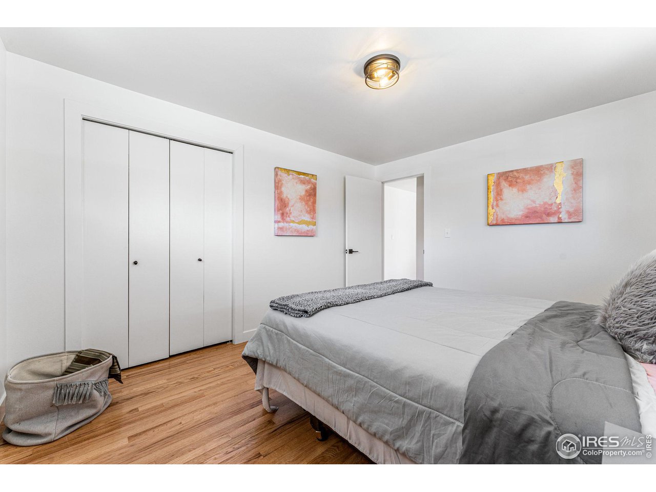 145 Manhattan Dr