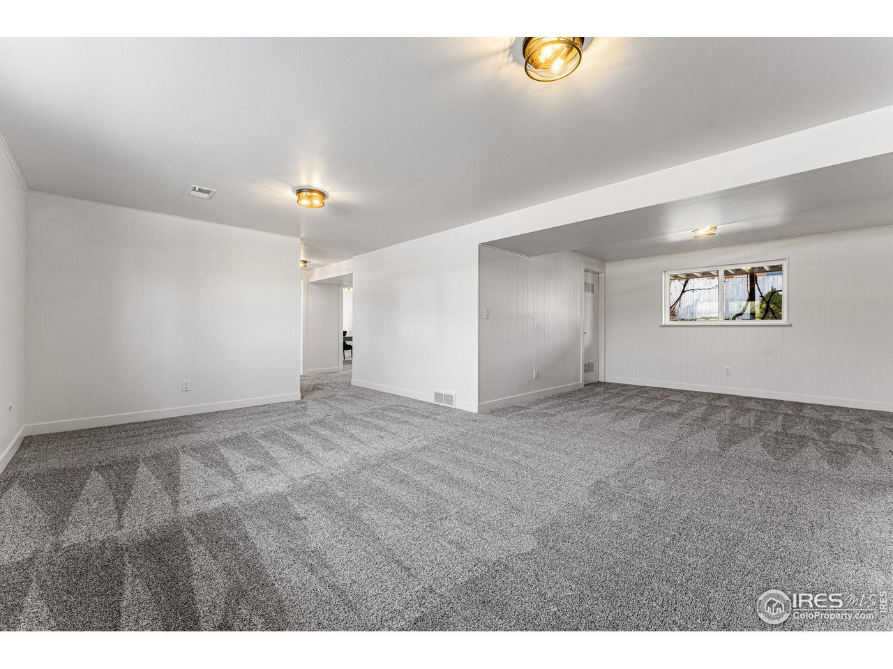 145 Manhattan Dr