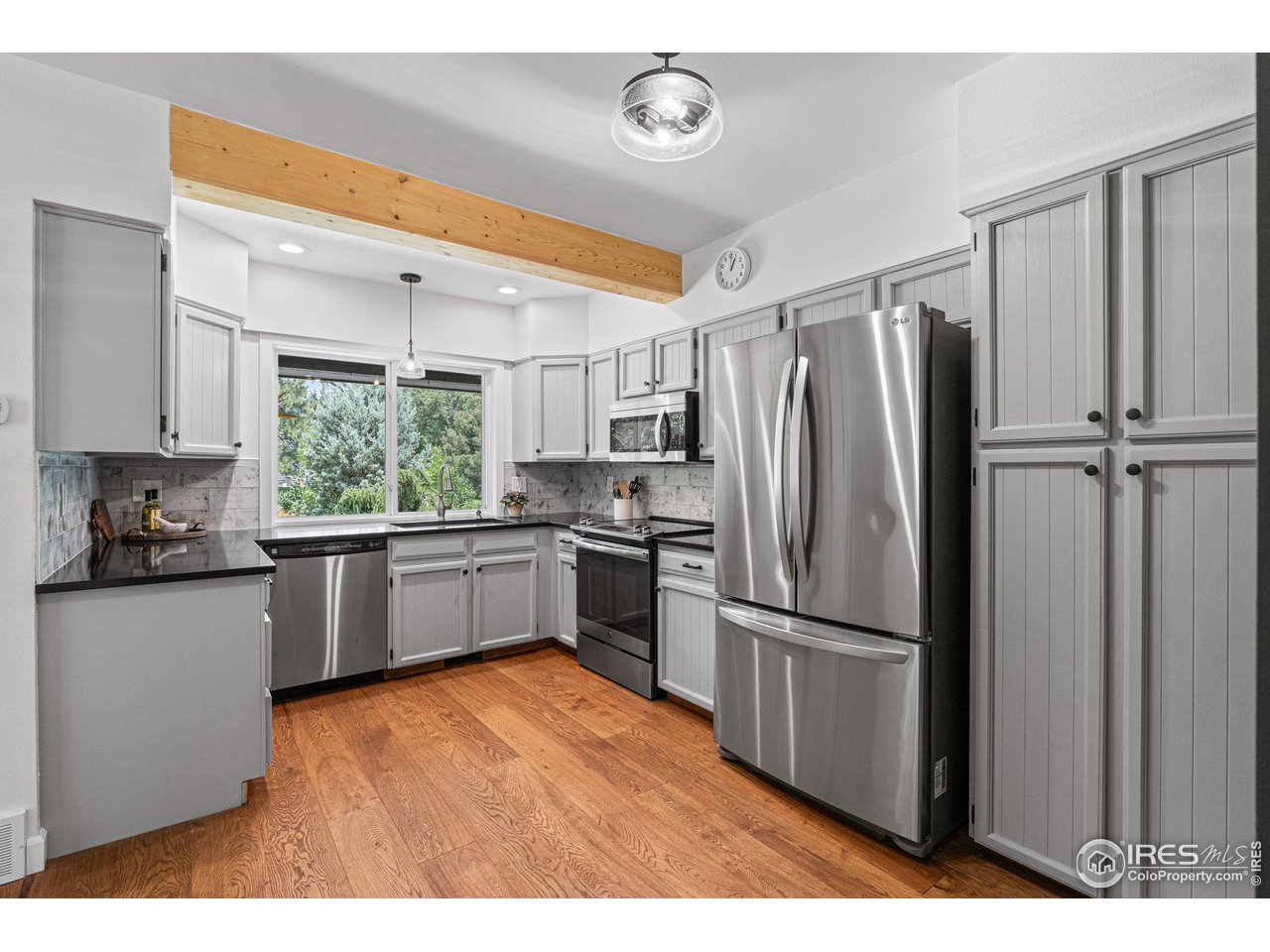 3887 Paseo del Prado