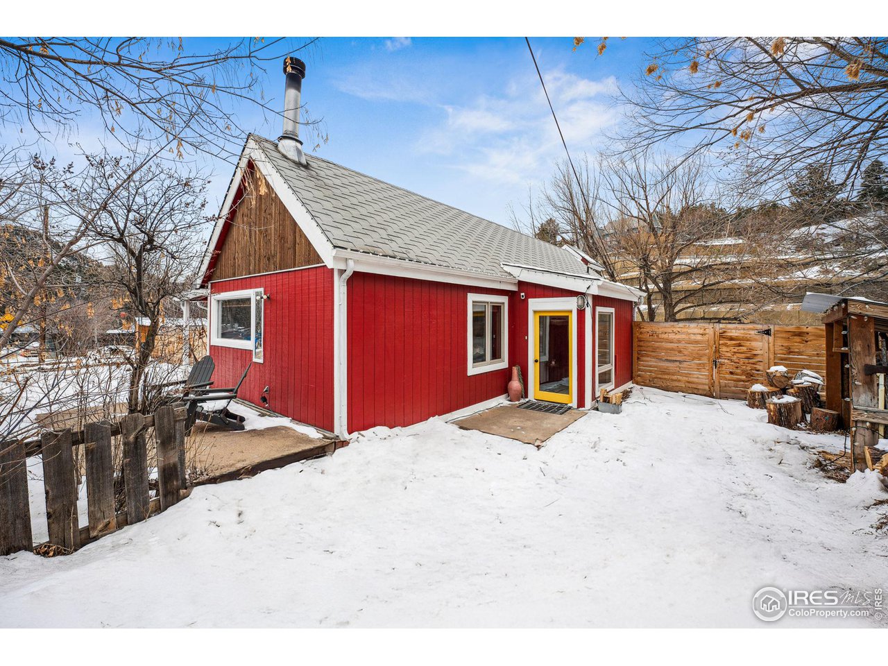 105 Main St 48