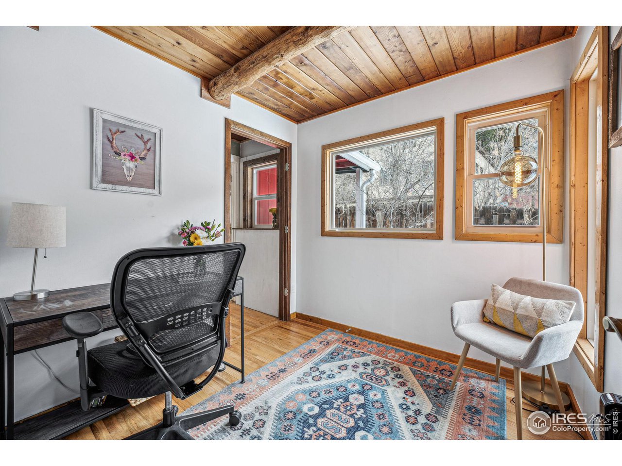105 Main St 48