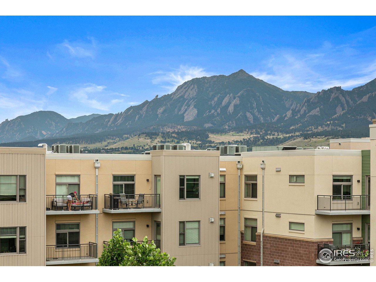 3701 Arapahoe Ave 309
