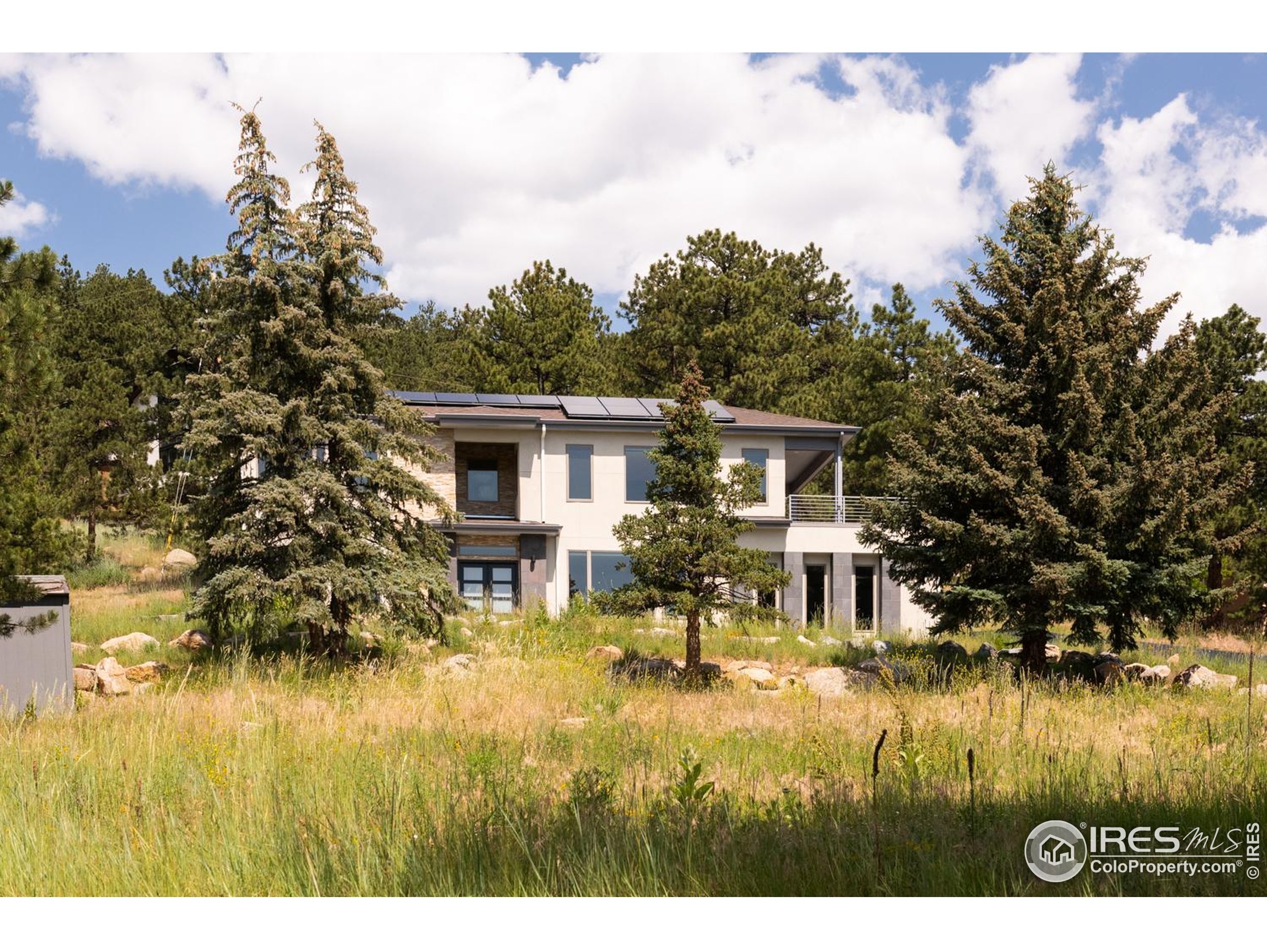 514 Granite Dr