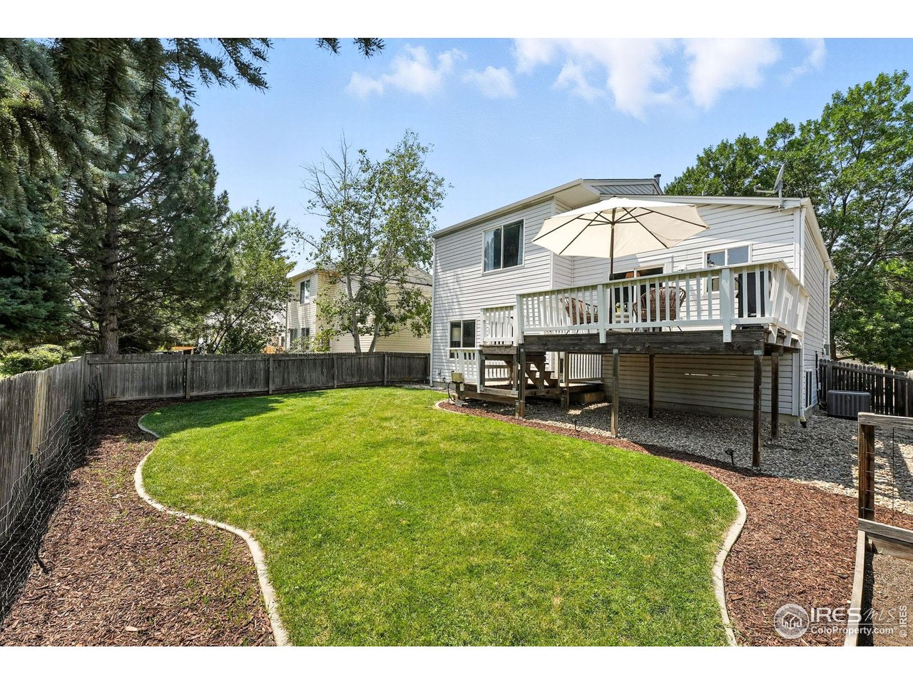 1818 Clover Creek Dr