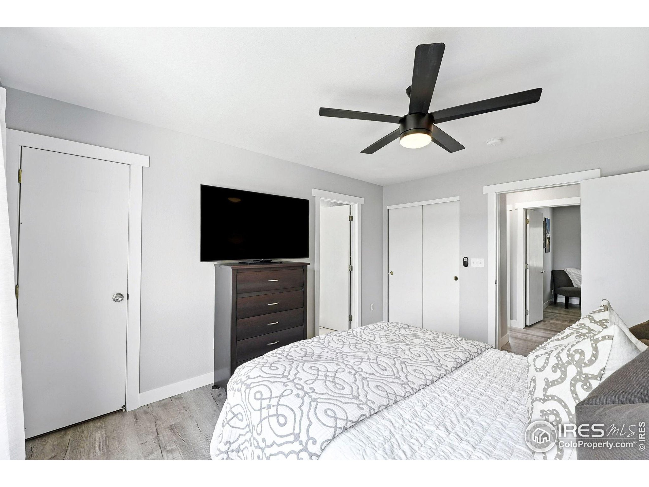 1818 Clover Creek Dr