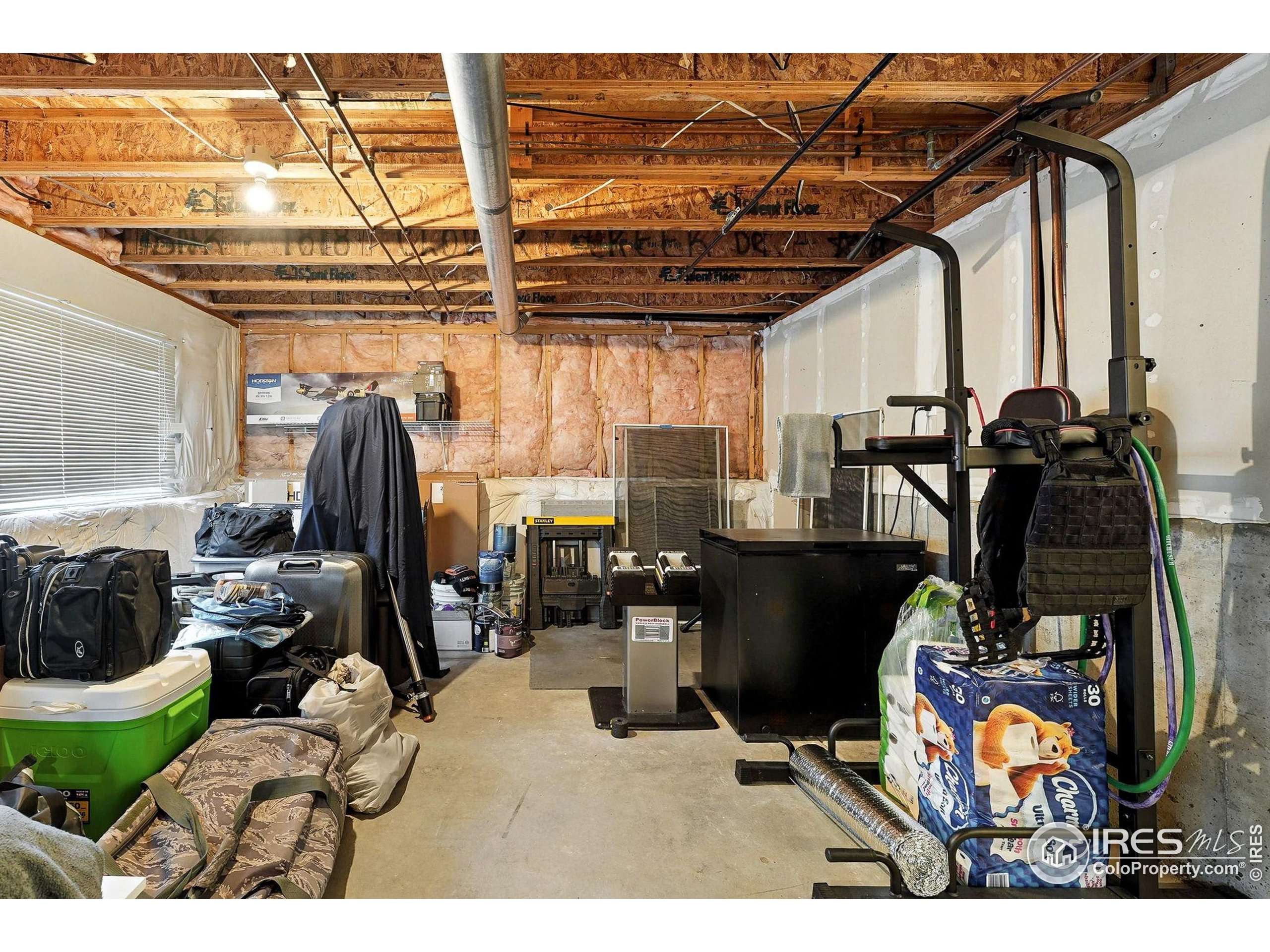 1818 Clover Creek Dr