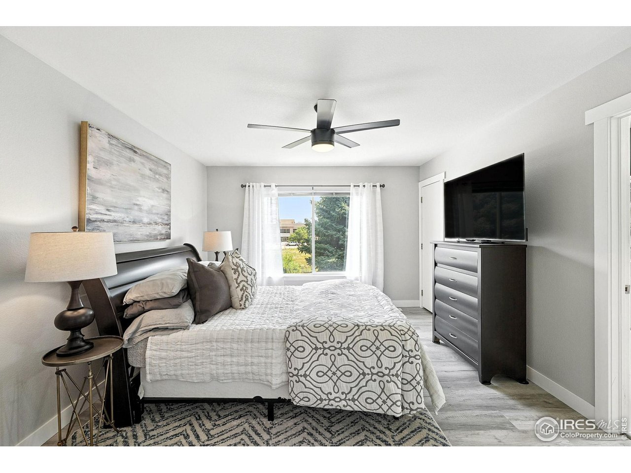 1818 Clover Creek Dr