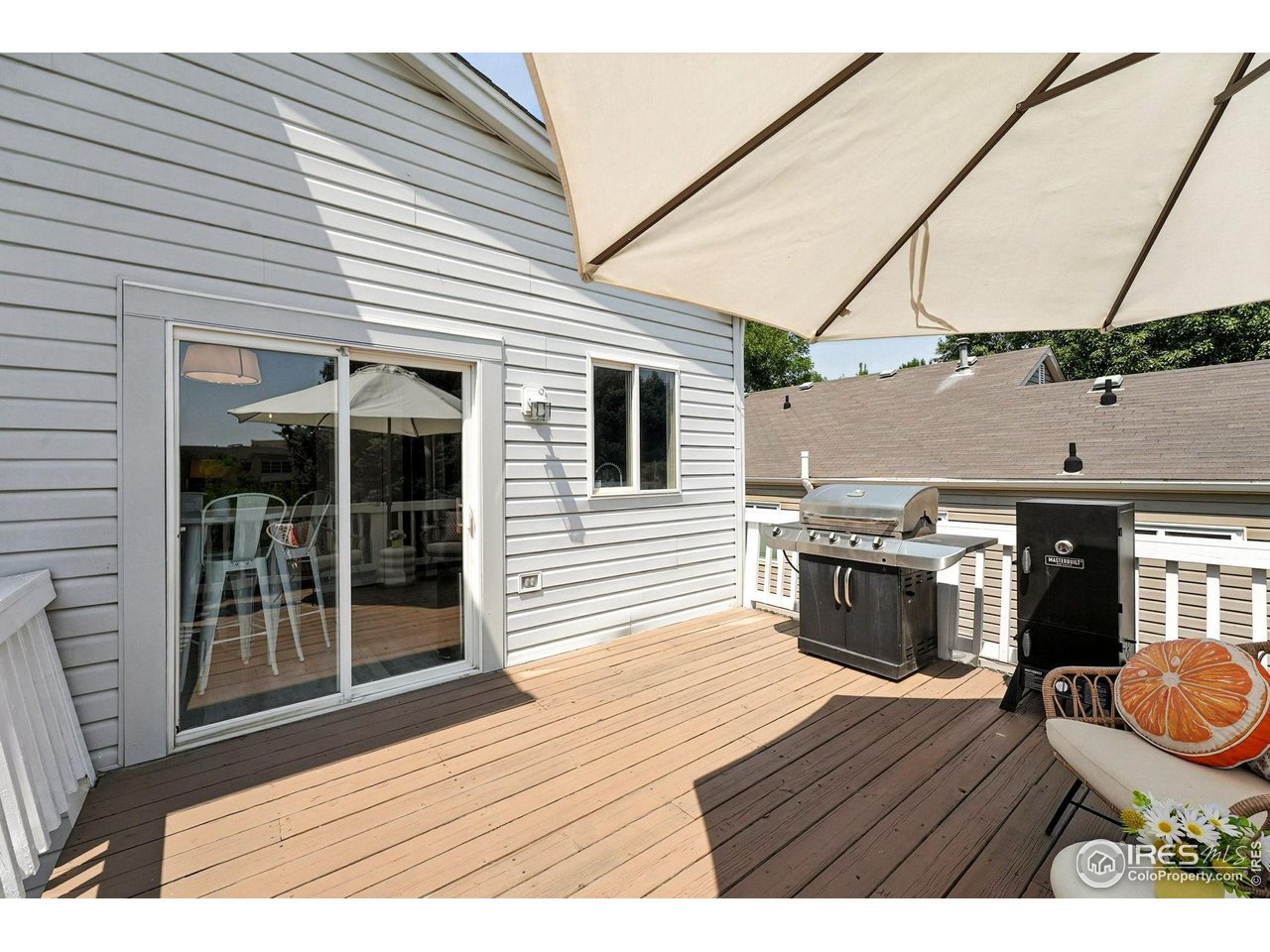 1818 Clover Creek Dr