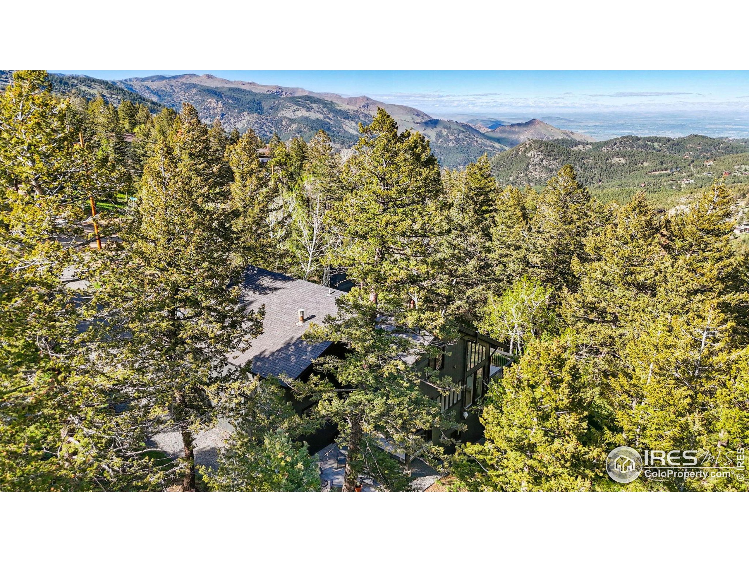 1750 Deer Trail Rd