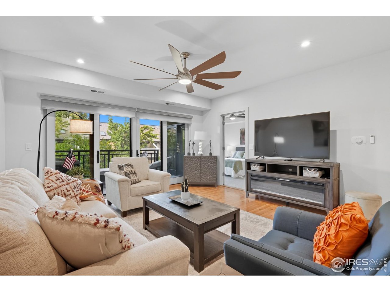 2801 Pennsylvania Ave 203