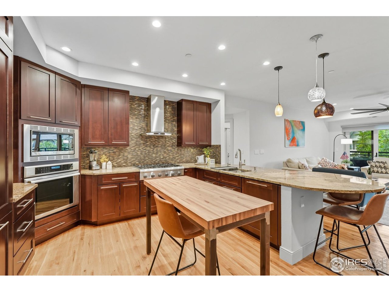 2801 Pennsylvania Ave 203