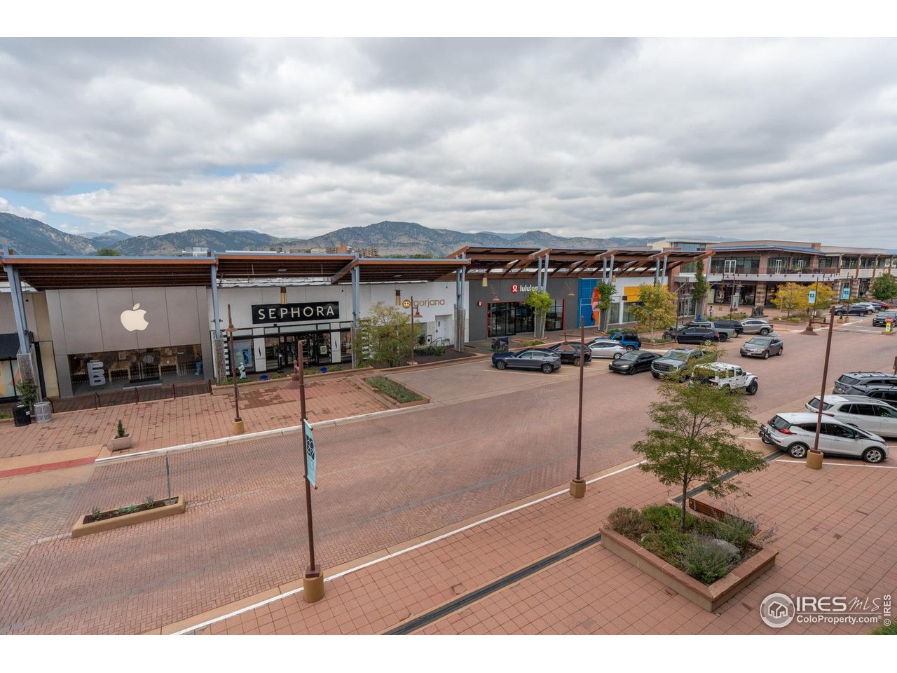 2801 Pennsylvania Ave 203