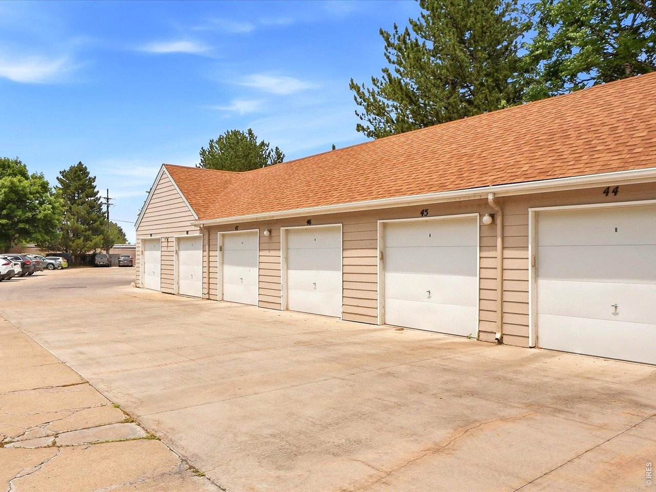 4945 Twin Lakes Rd 46