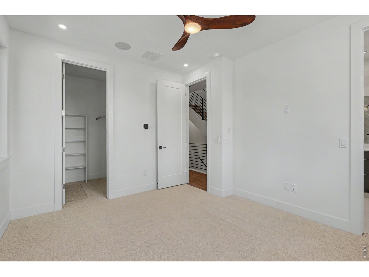 1120 Violet Ave
