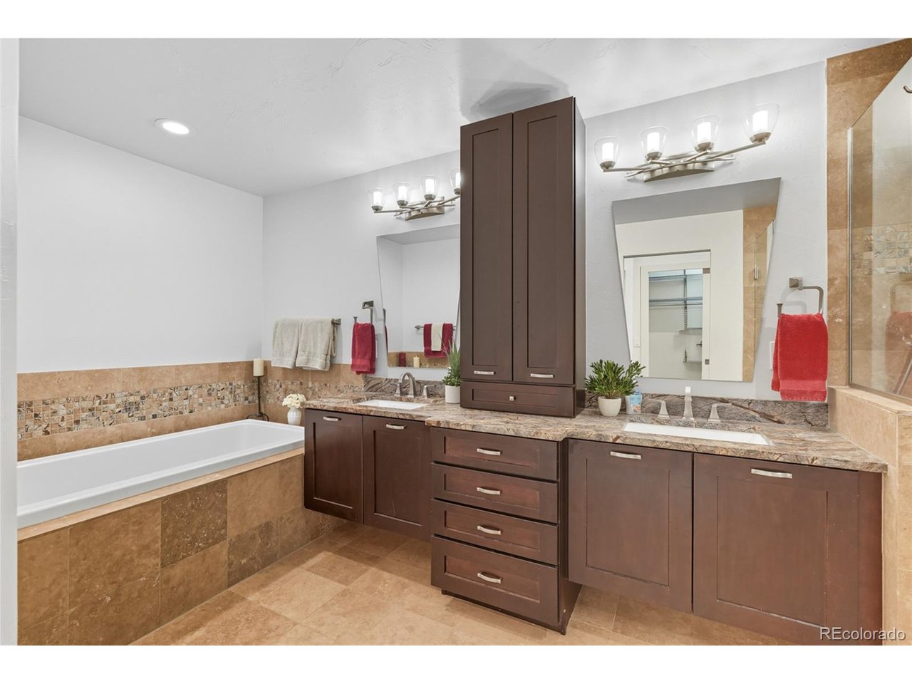 2801 Pennsylvania Ave 203