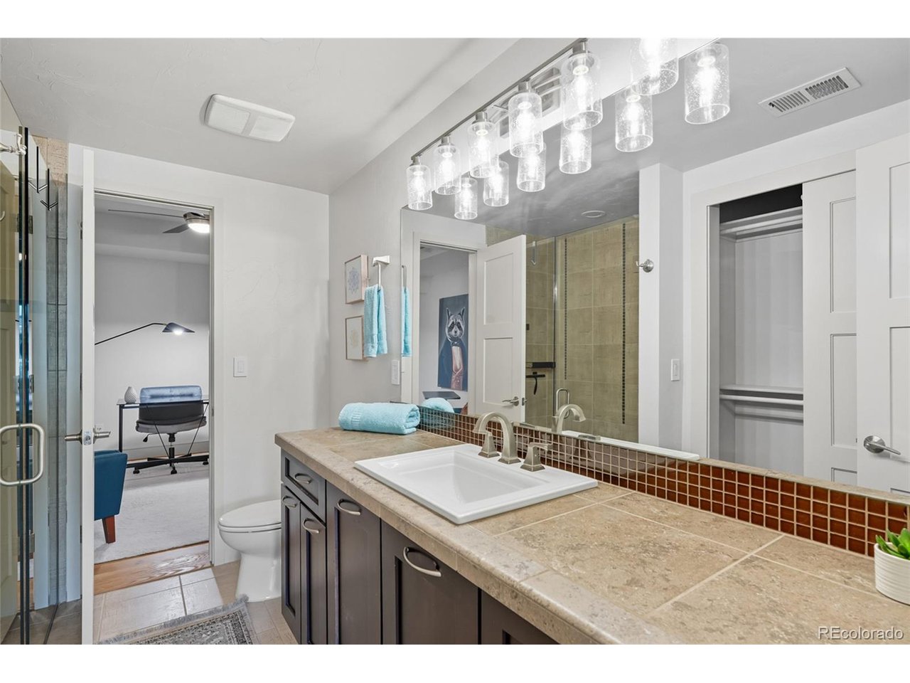 2801 Pennsylvania Ave 203