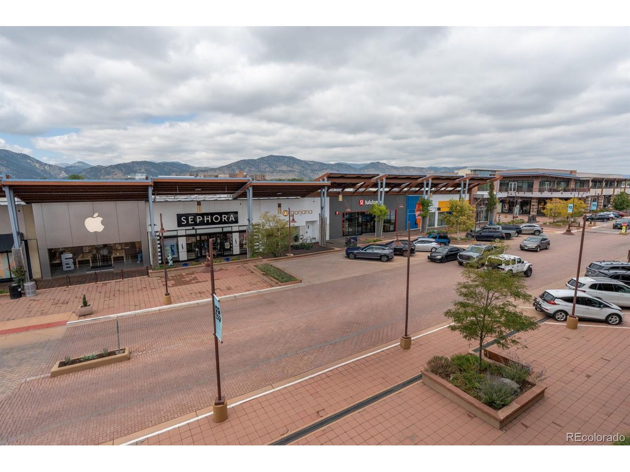 2801 Pennsylvania Ave 203