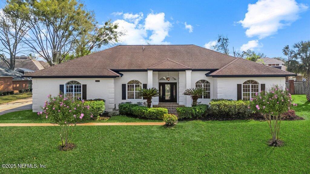 12626 MISSION HILLS Circle N