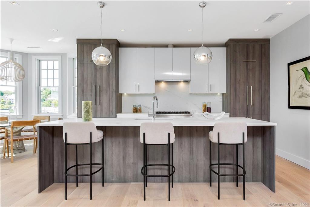 180 Park Street Unit: 102