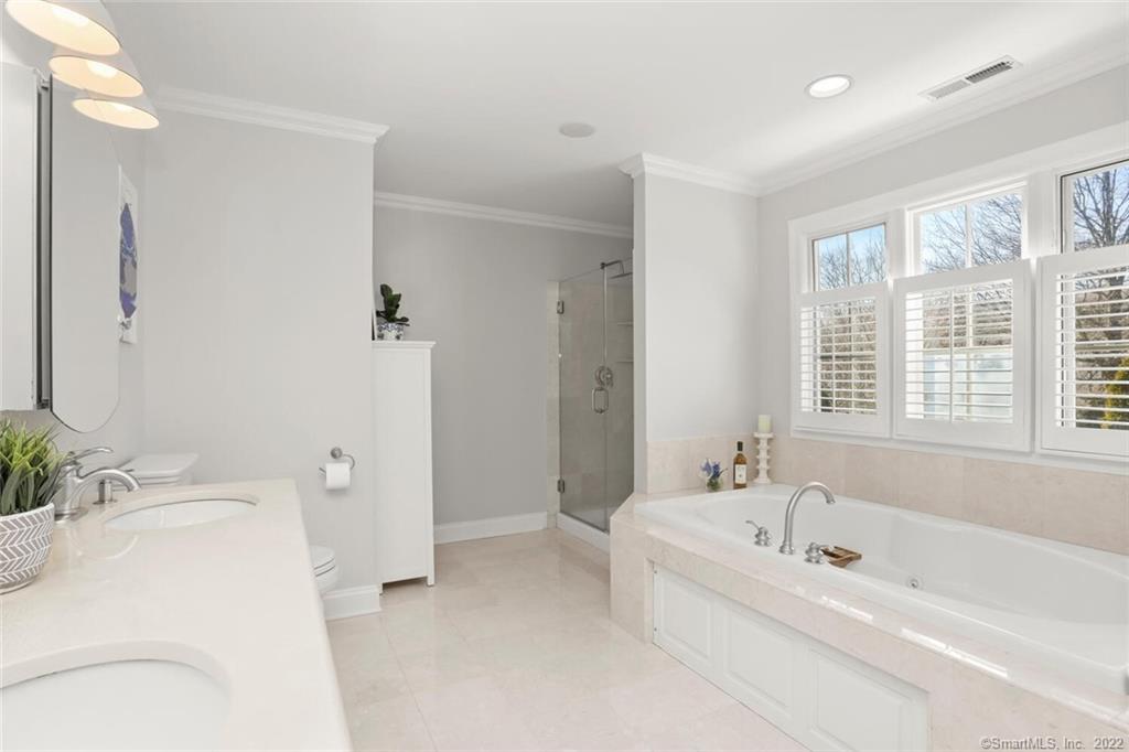 1685 Boston Post Road