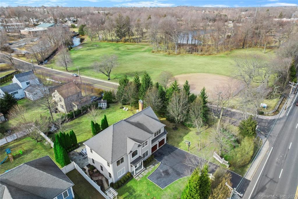 1685 Boston Post Road