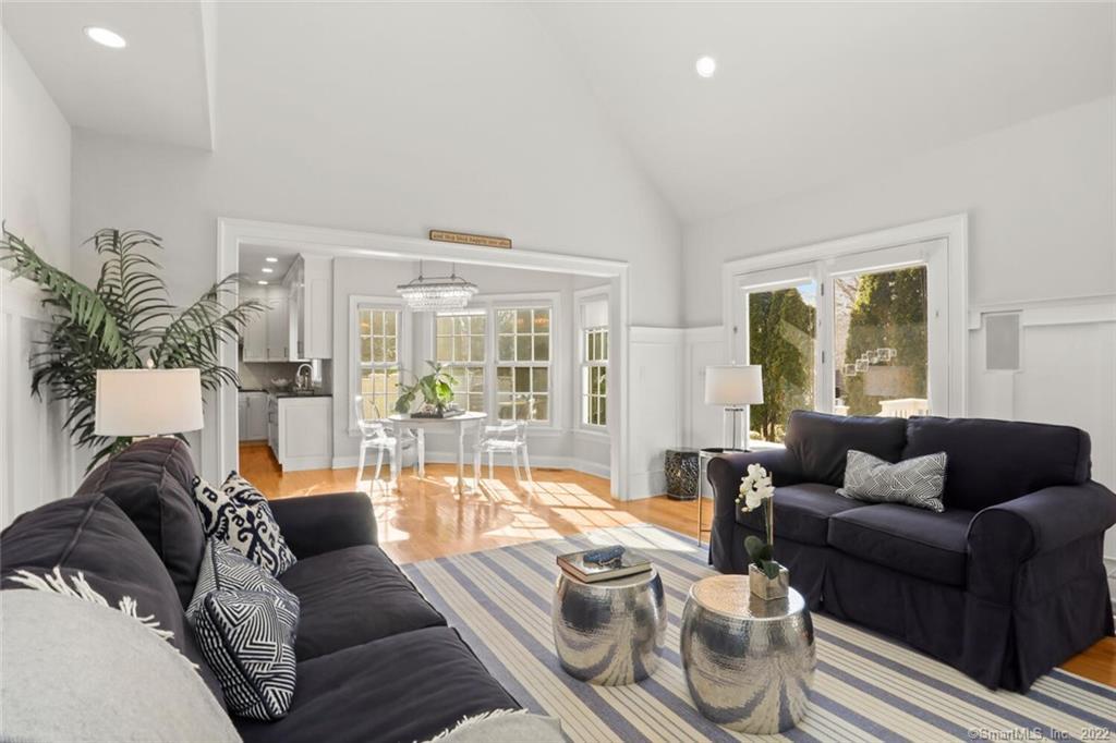 1685 Boston Post Road