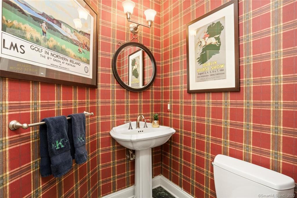 1685 Boston Post Road