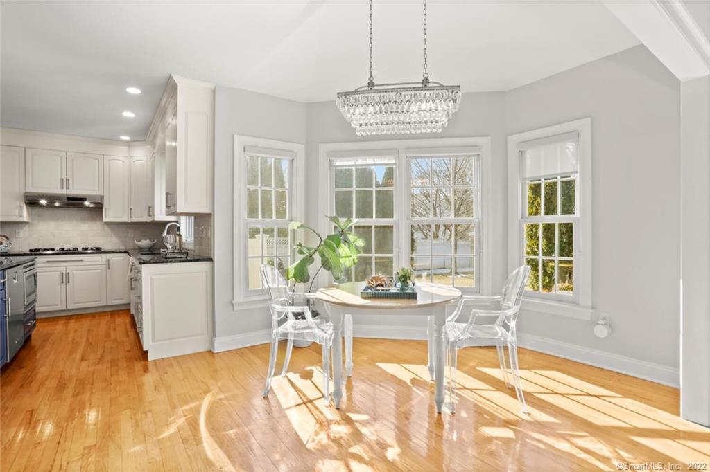 1685 Boston Post Road